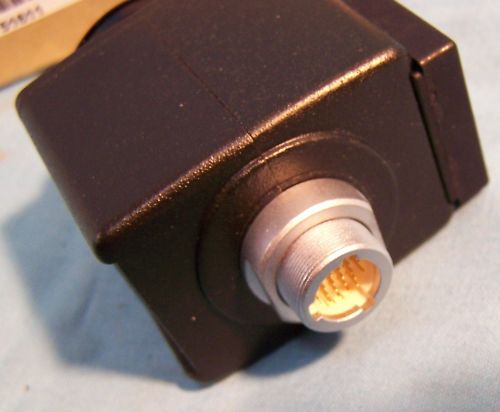 PANASONIC 1/3" 3 CCD COLOR COLOUR CAMERA HEAD Z-E1015-02  NIB