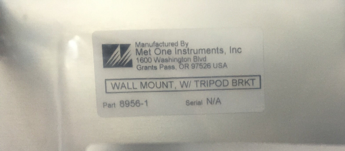 MET ONE WALL MOUNT W/TRIPOD BRKT 8956-1 WITH OMEGA TRIPOD