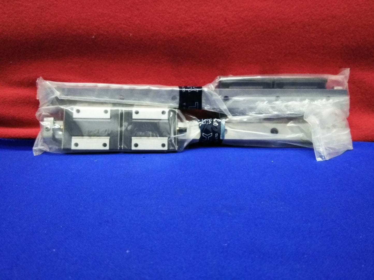 THK LM SYSTEM 2RSR15ZMUU+230LM LINEAR BEARING