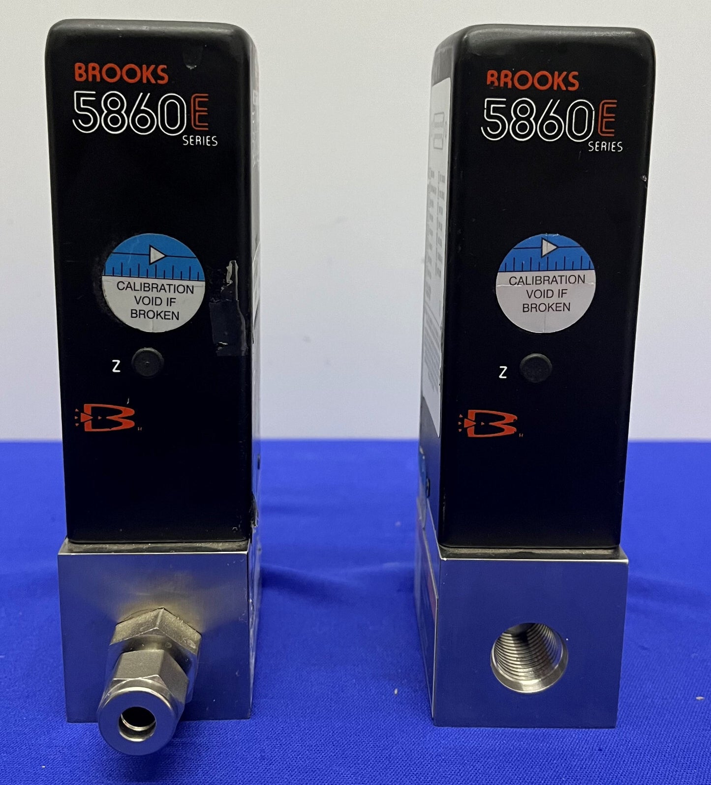 BROOKS INSTRUMENTS 5860E 5860EA154QEA  MASS FLOW SENSOR - 1 LOT QTY 2
