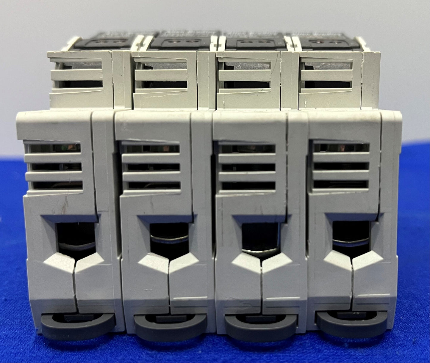 AB ALLEN BRADLEY 1492-FB1C30-L FUSE HOLDER 30A 600V LOT OF 4