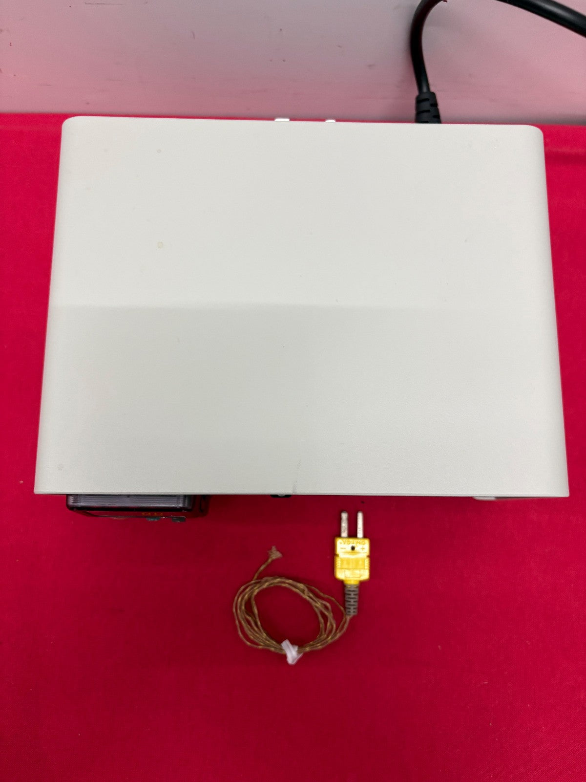 DIGI-SENSE ®  TC5000 SINGLE ZONE TEMPERATURE CONTROLLER 36225-62 TYPE K BENCHTOP