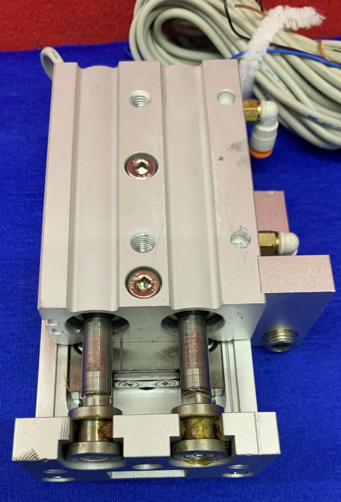 SMC Pneumatic Air Cylinder MXS16-40w/(2)SMC D-M9N Auto Switch Solid State Sensor