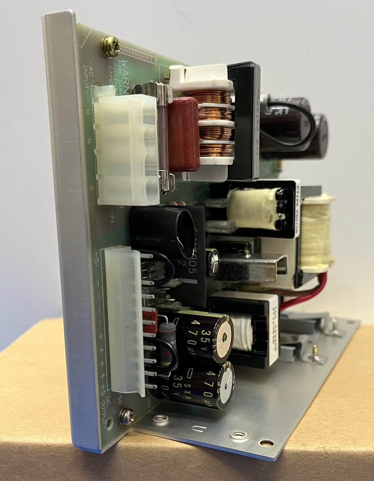Alimentation TDK KEPCO ERX24-2.5 Entrée : CA 115/230 V, 1,6/0,9 A, 50/60 HZ Sortie : CC 24 V
