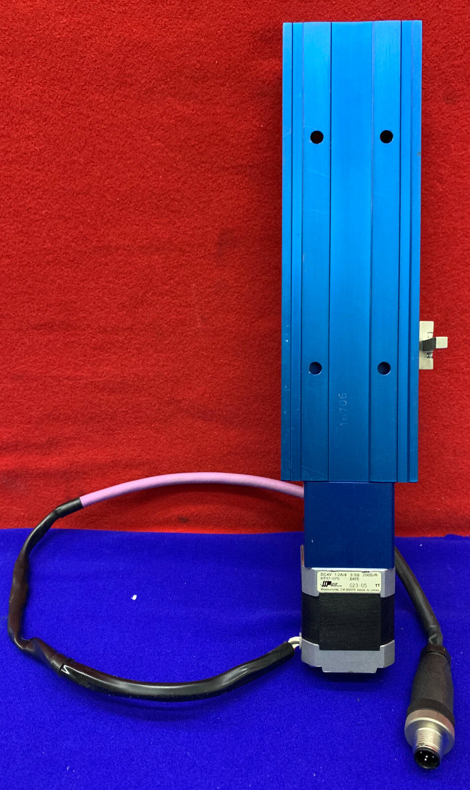 THOMSON MM33LCAL 200 WITH APPLIED MOTION HT17-075 MOTORIZED LINEAR SLIDE