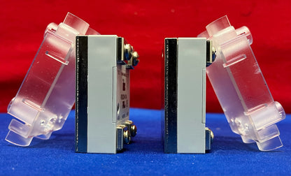 1 LOT QTY OF 2 - IDEC RSSDN-10A SOLID STATE RELAY W/COVER