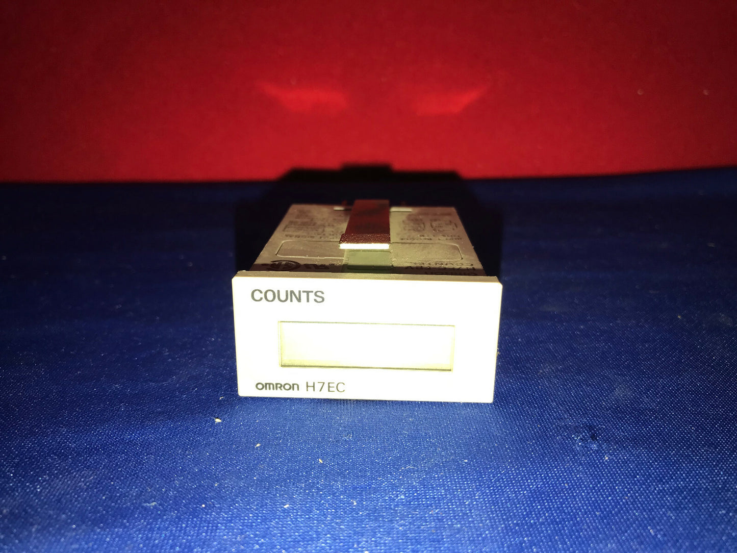 CONTATORE DIGITALE OMRON MODELLO H7EC-FBY