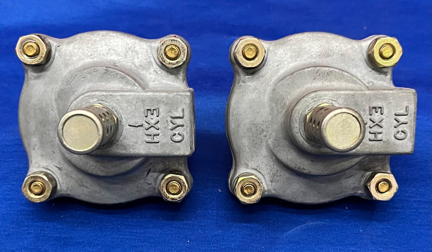 1 LOT QTY 2 - ASCO V0431 (AKA V043001) SHUTTLE VALVE 1/4" PIPE