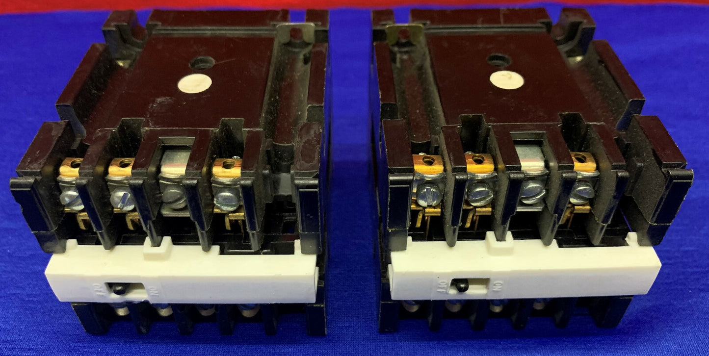 1 Los mit 2 GE General Electric Industrierelais CR120AD00349AA 28 VDC Serie A