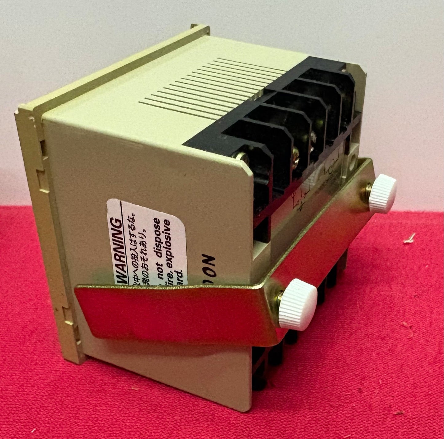 OMRON TIME SWITCH H5S-B 250VAC 10A 100-250