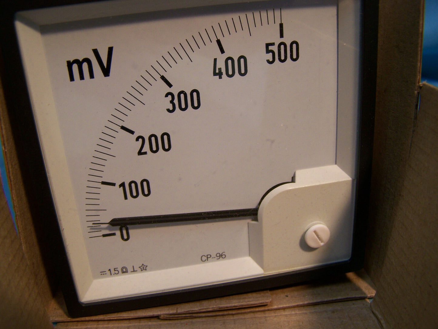 SM96 MODEL D500MV FRAGIELE 0-500 MILLIVOLTS PANEELMETER