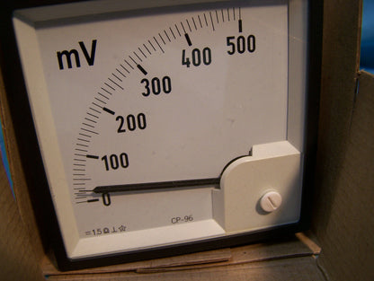 SM96 MODEL D500MV FRAGIELE 0-500 MILLIVOLTS PANEELMETER