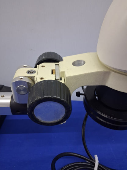 Leica S4E 6.3-30X Stereo Zoom Microscope with Boom Stand and LED Ring Light