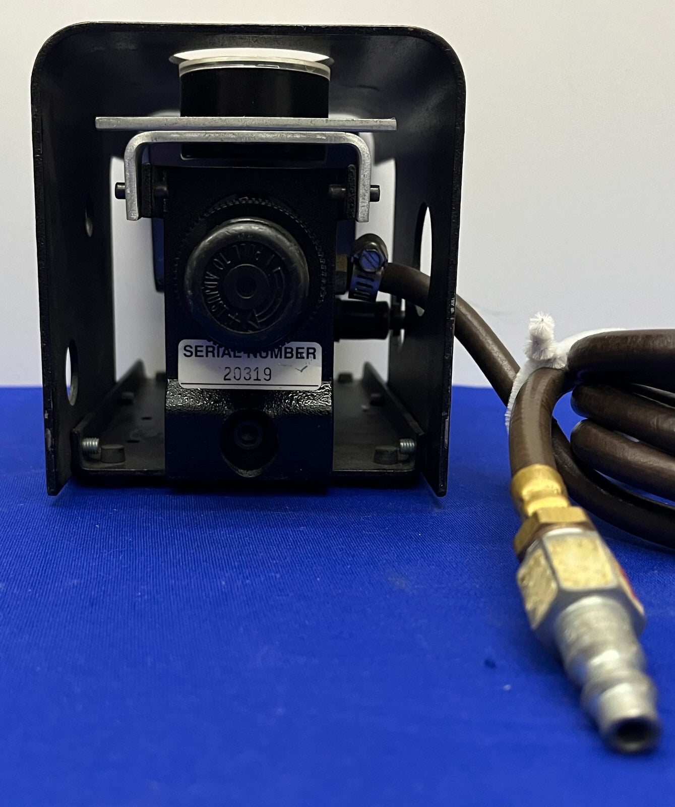 TECHCON TSI MICRO AIR 924 FOOT VALVE DISPENSER 100 PSI WITH HOSE