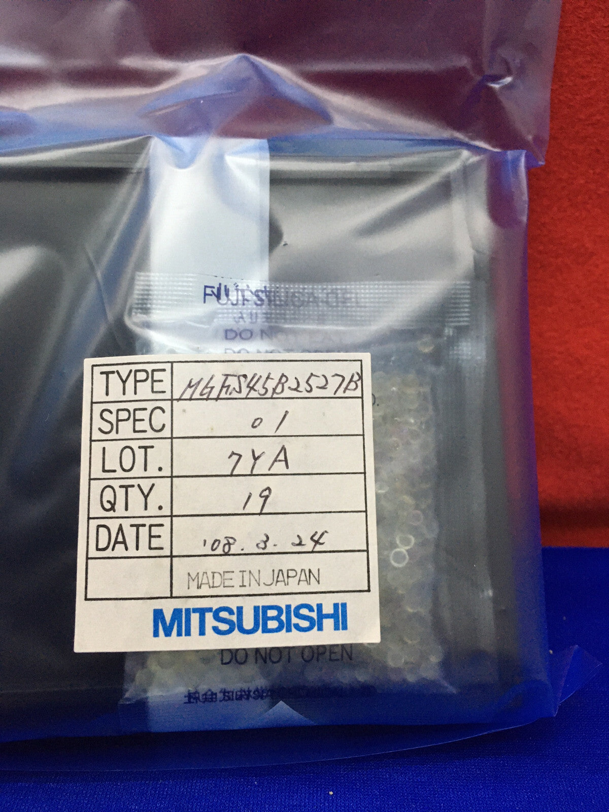 73 PZ - MITSUBISHI ELECTRIC MGFS45B2527B-01 GaAs FET 2,5-2,7 6 HZ