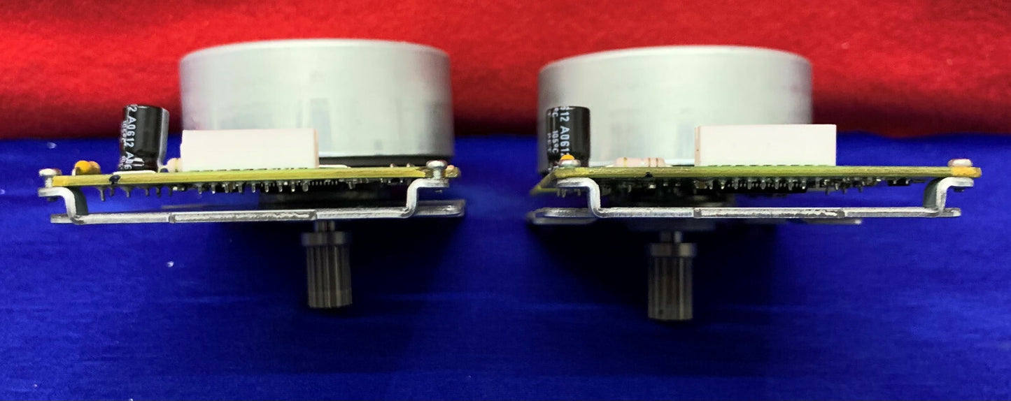 1 Lot Qty of 2 - NIDEC Motor 4K1-1102 50M0603280 DC24V 14002180