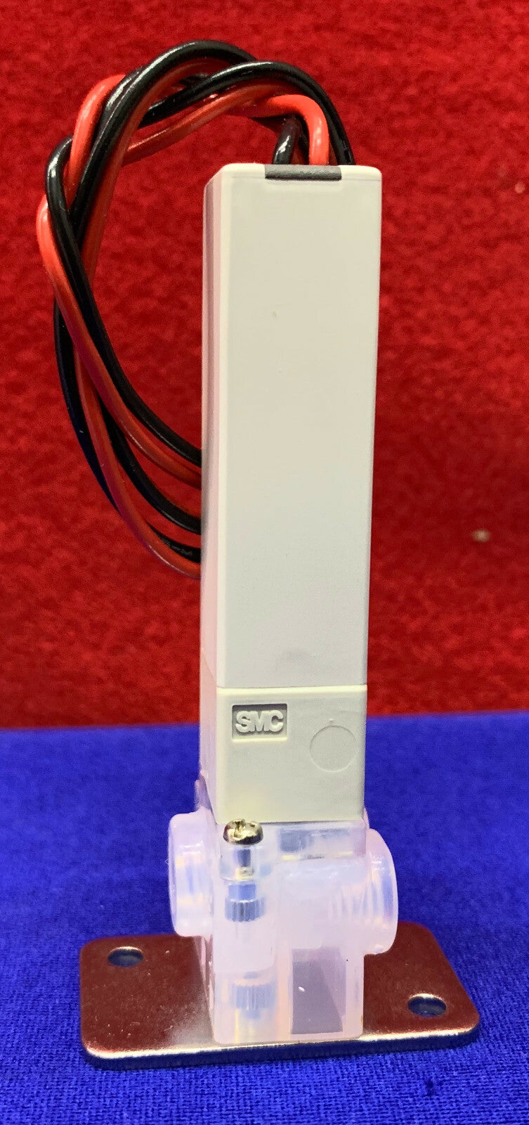 SMC LVM13R-6C2U-1-X30 CHEMICAL VALVE