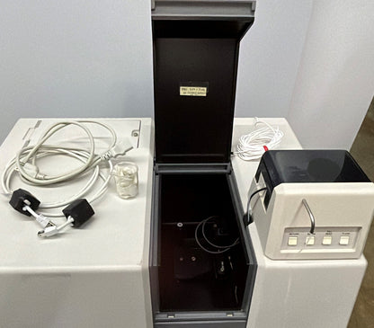 SPECTROPHOTOMÈTRE À BALAYAGE BECKMAN COULTER DU® 800 DU®800 DU800 - PIÈCES/RÉPARATION 