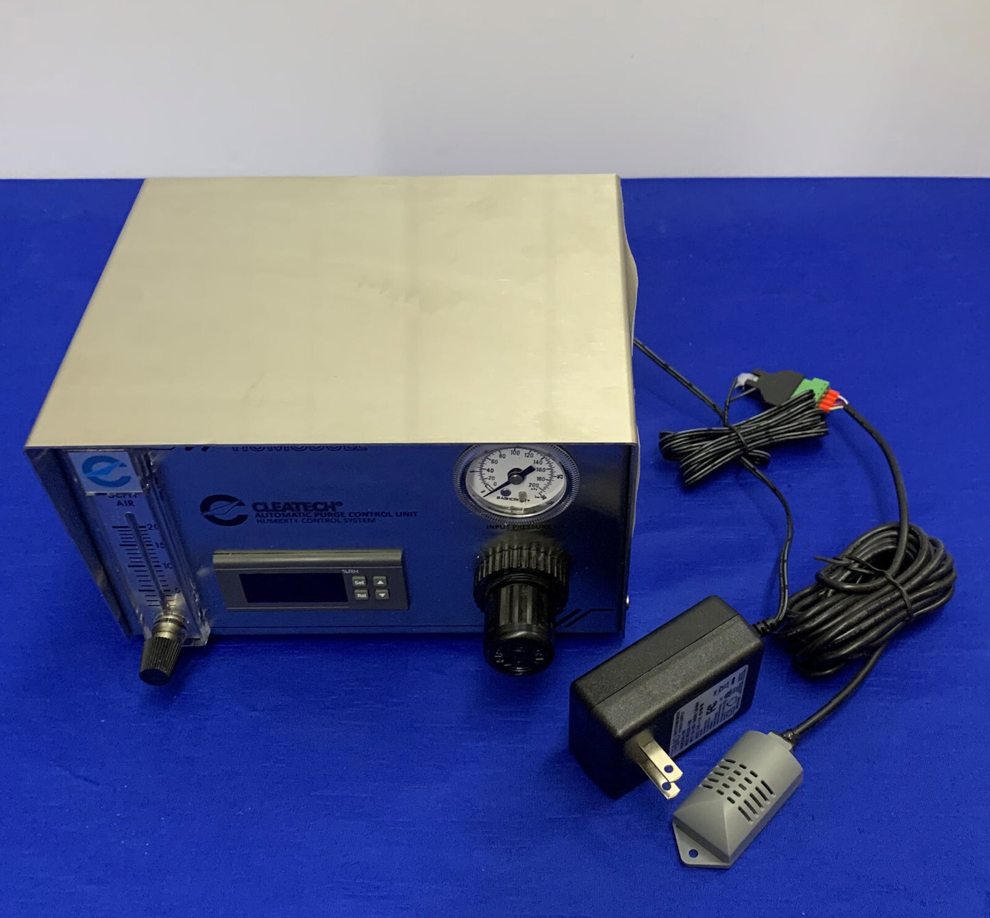 ESSICCATORE DI UMIDITÀ CON CONTROLLO AUTOMATICO DI SPURGO CLEATECH HUMODULE CON MOBILE/SUPPORTO