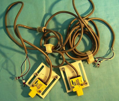BANNER ENGINEERING INFARED EMITTER RECIEVER (2 PCS)