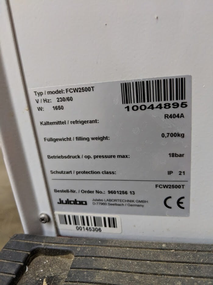 JULABO FCW2500T COMPACT RECIRCULATING CHILLER COOLER MAY NEED RECHARGE-FOR PARTS