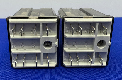 ALLEN BRADLEY AB 700-HB32Z24 SER E RELAY 24VDC - 1 LOT QTY 2