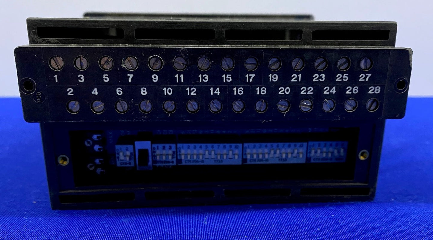 MINARIK DIGI-LOK CONTROL NO LABEL ON ITEM WE BELIEVE THIS TO BE A DLC100  MODEL