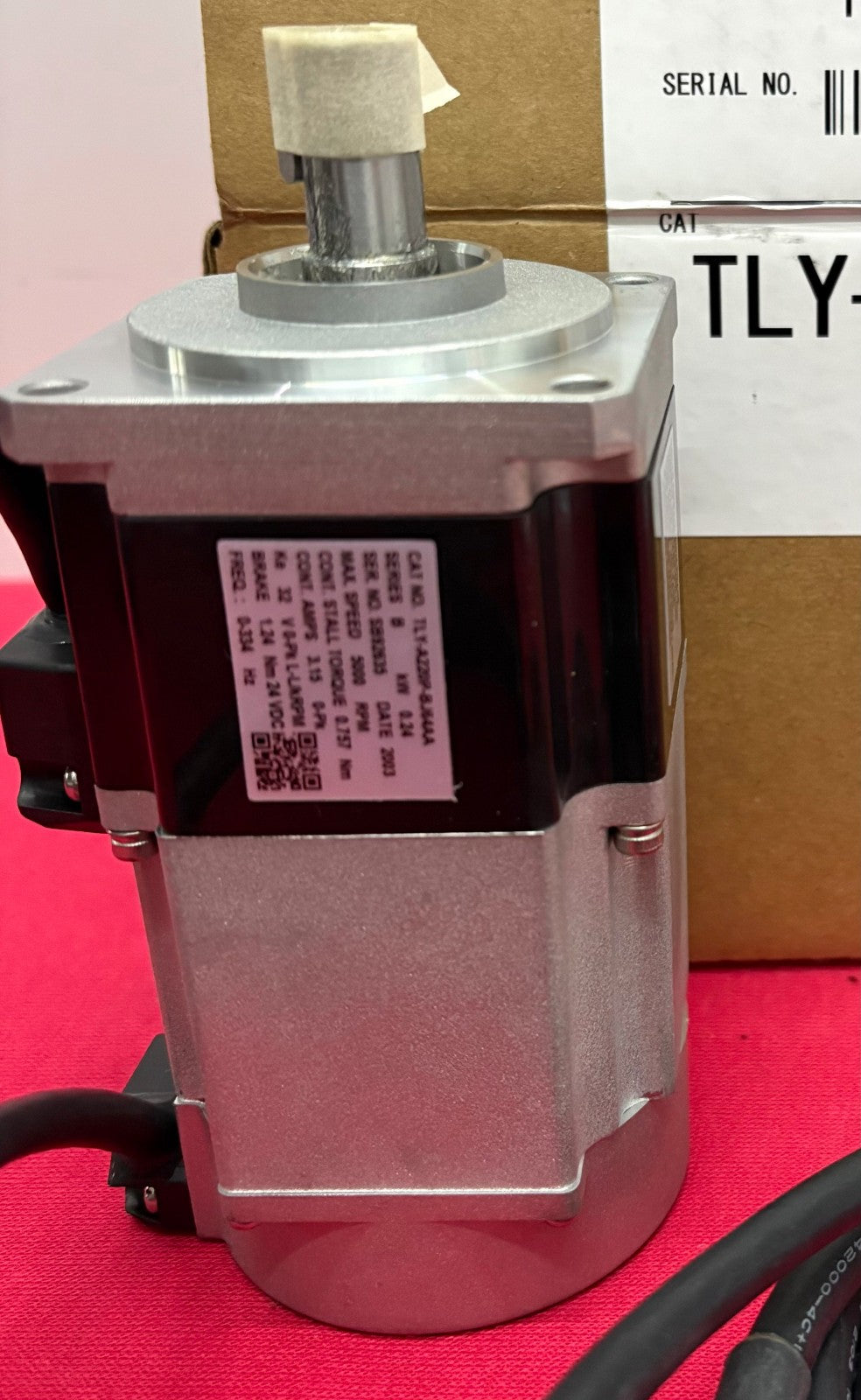AB ALLEN BRADLEY TLY SERVO MOTOR TLY-A220P-BJ64AA SER B PN-129710 5000 RPM