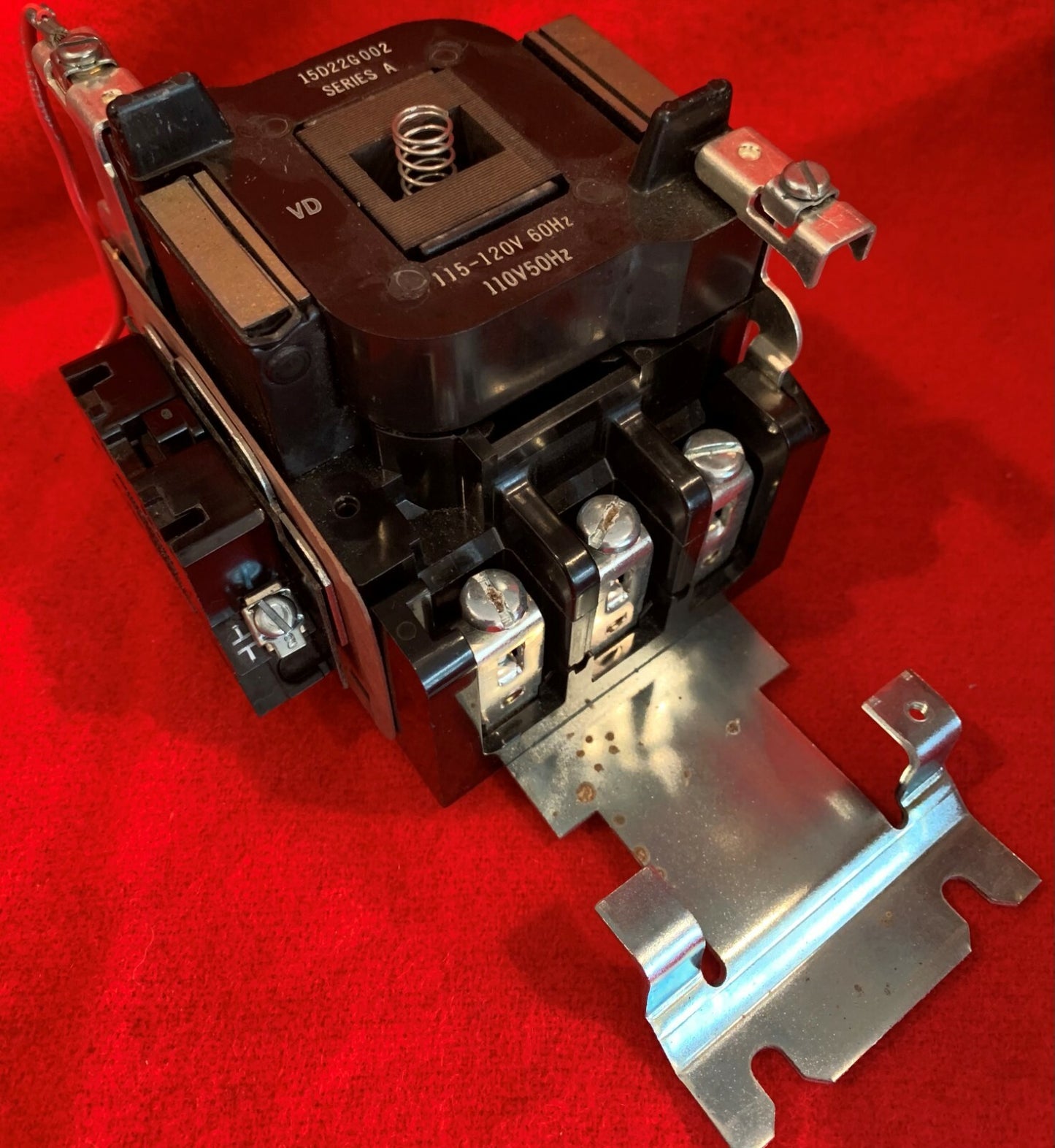 GE CR305P002 CONTACTOR & 15D226002 AUXILLARY CONTACT