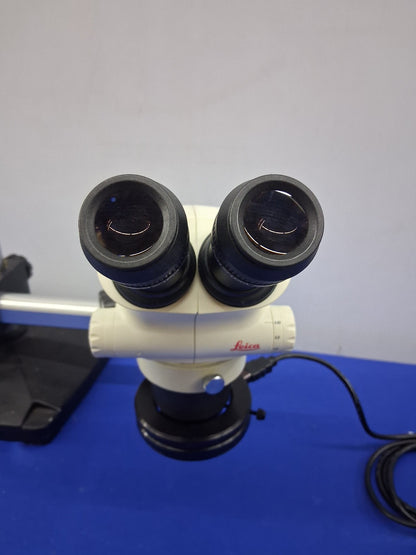Leica S4E 6.3-30X Stereo Zoom Microscope with Boom Stand and LED Ring Light