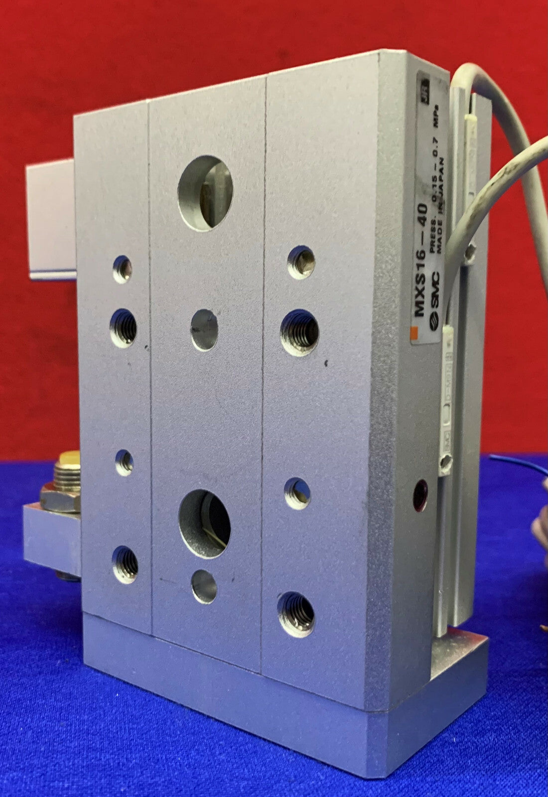 SMC Pneumatic Air Cylinder MXS16-40w/(2)SMC D-M9N Auto Switch Solid State Sensor