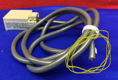 Modulo lettore RFID Omron V600-H11 V600 R/W Head (manca il connettore del cavo)