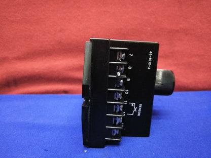 ZYTRON BB 45-086  ZCP 100-8-Z019 TEMPERATURE CONTROLLER