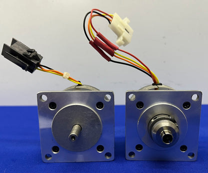 PACIFIC SCIENTIFIC SIGMA 21-2215D200-B075 HZHNRHB-LNN-NS-00 STEPPER MOTOR  QTY 2