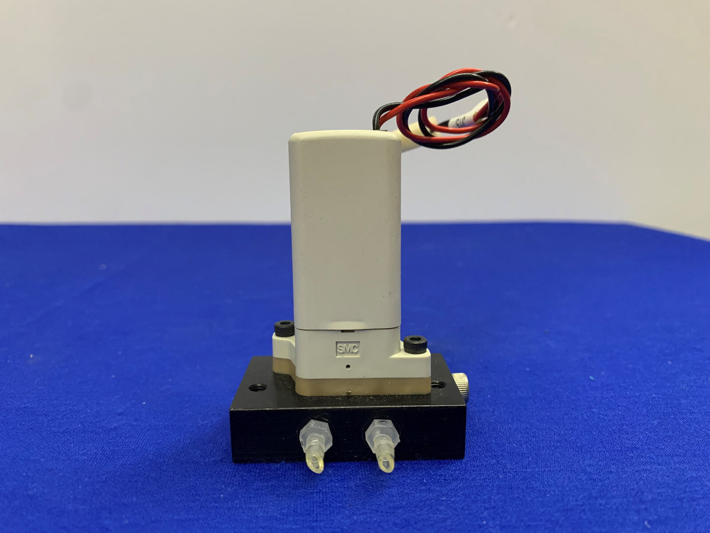 SMC LVM215-5B-X22 SOLENOID VALVE