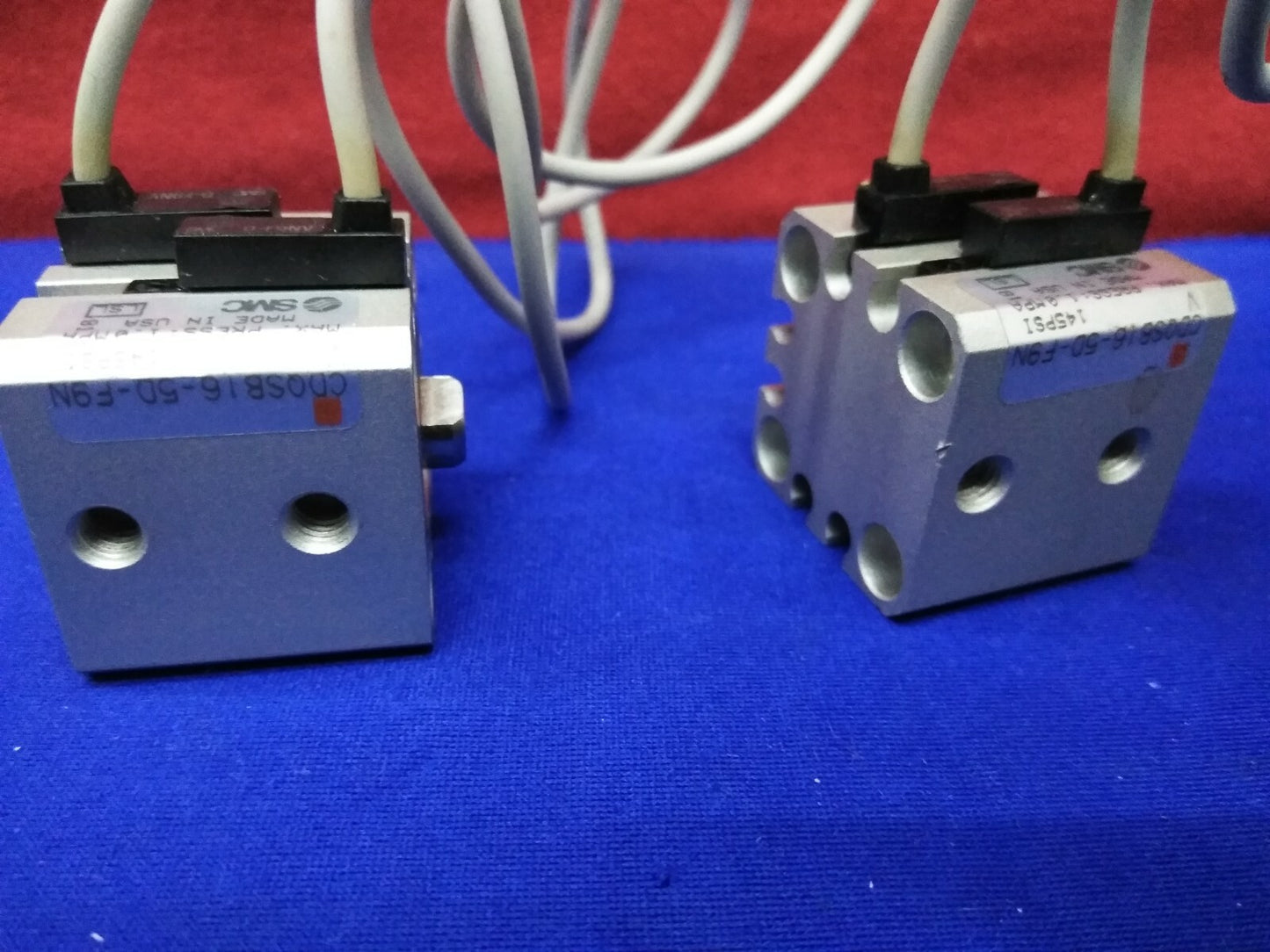 Vérin compact SMC CDSB16-5D-F9N 