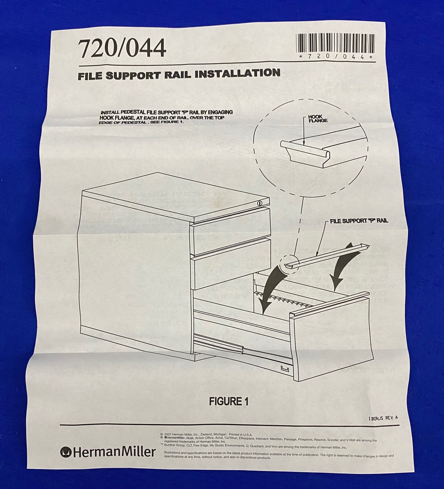 HERMANMILLER 720/044 VIJFSTEUNRAIL