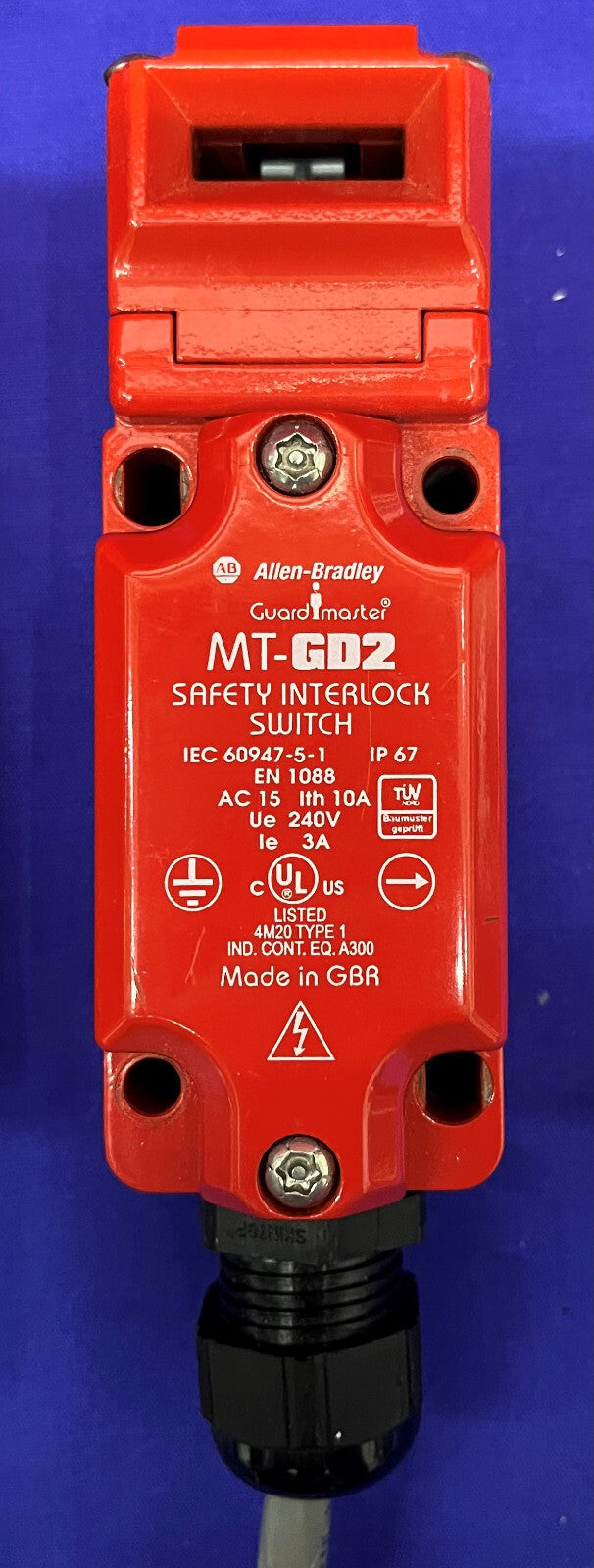 QTY of 2 Allen Bradley Guard Master MR-GD2 Safety Interlock Switch 1 MISSING KEY