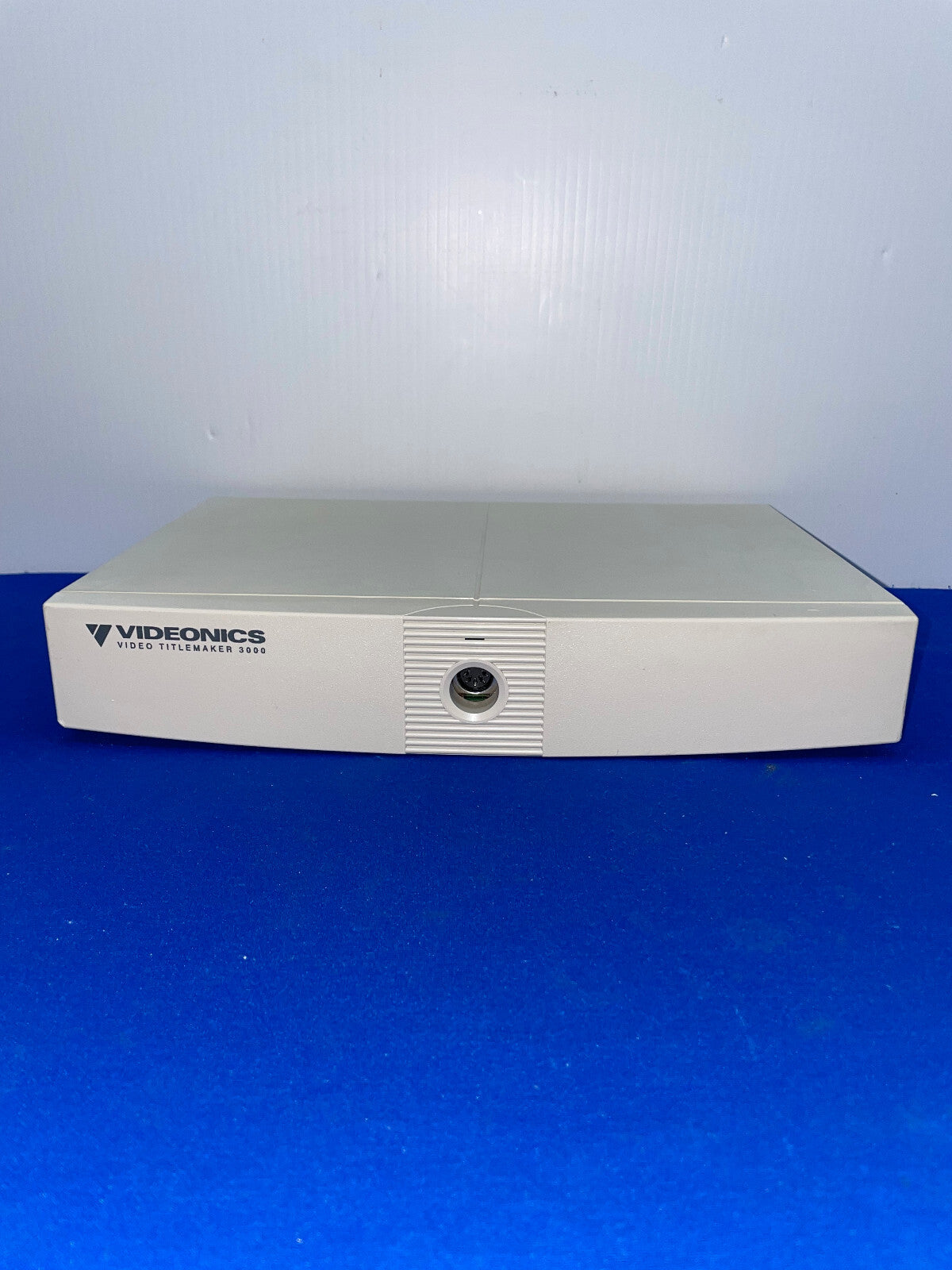 VIDEONICS, TM3000NTSC, VIDEO TITLEMAKER 3000 Parts or repir unable to test