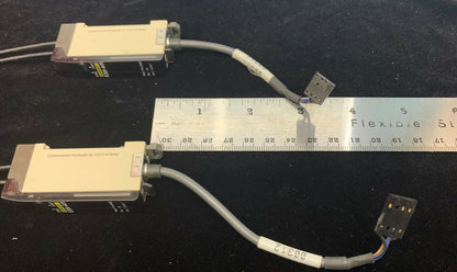 QTY 2 - SENSORE FOTOELETTRICO OMRON E3X-A11