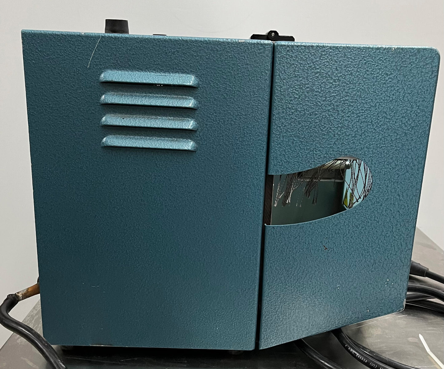 ZUMBACH DST 10 SPARK TESTER DST-10-25.12. .C TYP DST.10.12.40  FOR PARTS/REPAIR