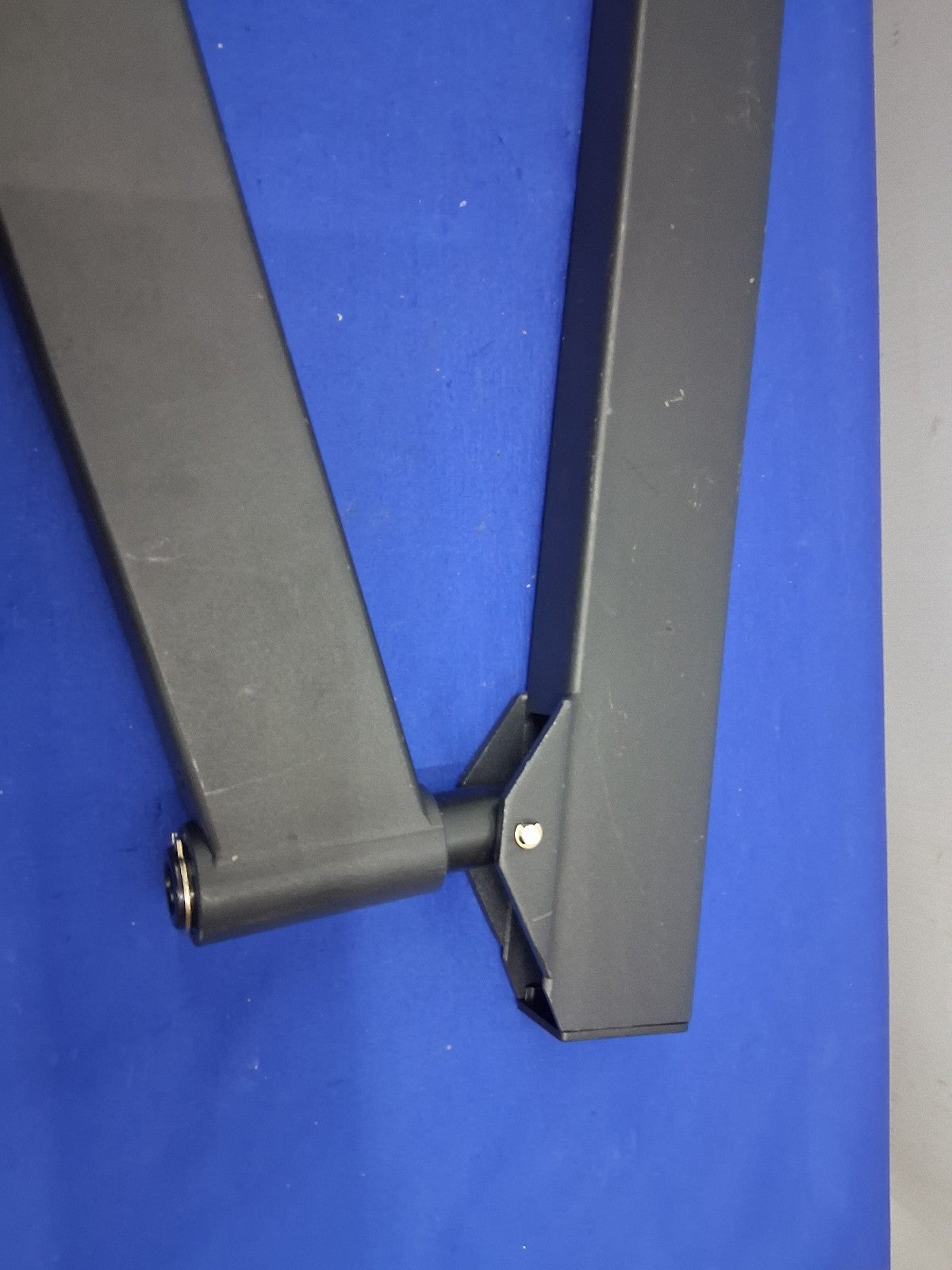 LEICA  STEREO MICROSCOPE BOOM STAND ARM FLEX ARTICULATING ARM 10450495 E ARM