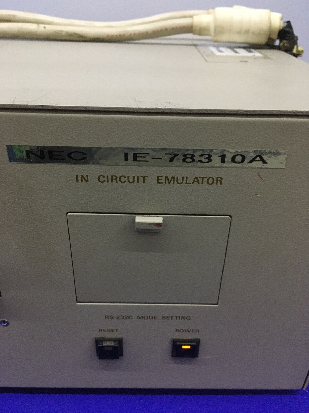 NEC IE-78310A IN CIRCUIT EMULATOR 8/16-BIT SINGLE-CHIP CMOS MICROCOMPUTER PARTS