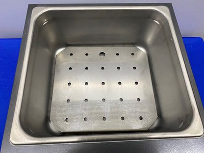 VWR  HEATING WATER BATH 10L 97025-134 WD10V11B 60HZ 4.2A 115V - MISSING LID