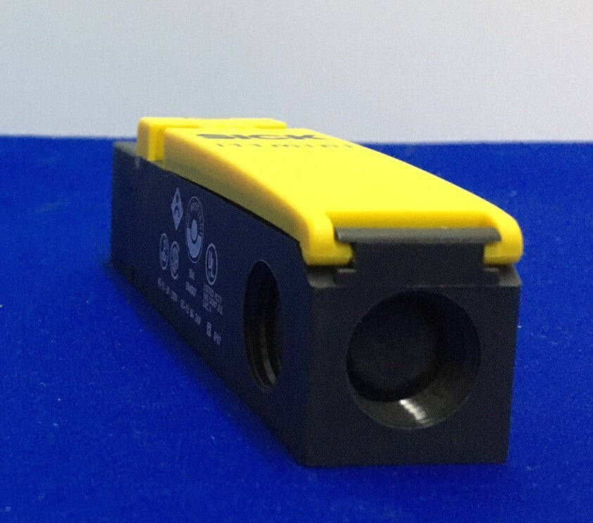 SICK i11-S121 / i11mini SAFETY INTERLOCK SWITCH