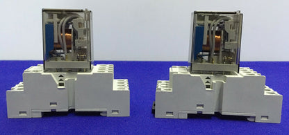 1 LOT MIT 2 Allen Bradley - 700-HN103 MINIATUR-RELAIS-SOCKEL &amp; 700-HC24Z24-4 RELAIS 