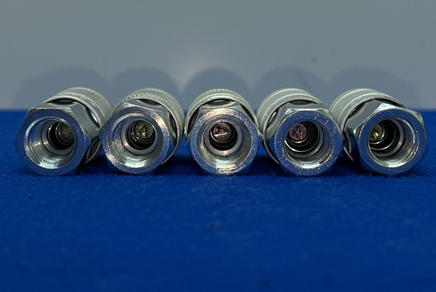SPEEDAIRE QUICK CONNECT HOSE COUPLING 1/4” HOSE FITTING SIZE - 1 LOT QTY 5