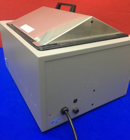 VWR DIGITAL HEATED WATER BATH 14lt 1235PC PT# 9020920 SHELDON 11.8"x12.8"x5.8"