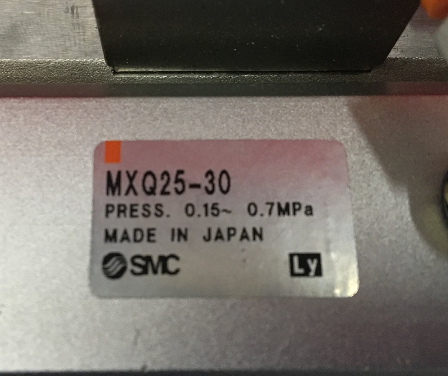 CORREDERA NEUMÁTICA SMC MXQ25-30B