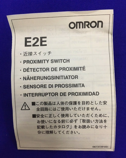 INTERRUTTORE DI PROSSIMITÀ OMRON E2E / E2E-CR8C1 / E2ECR8C1 CAVO DA 2 m VOLT 12 A 24 VDC 